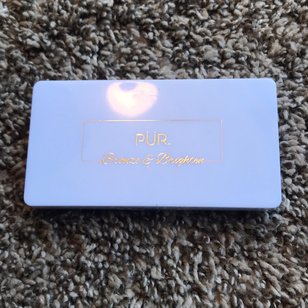 Cheek palette